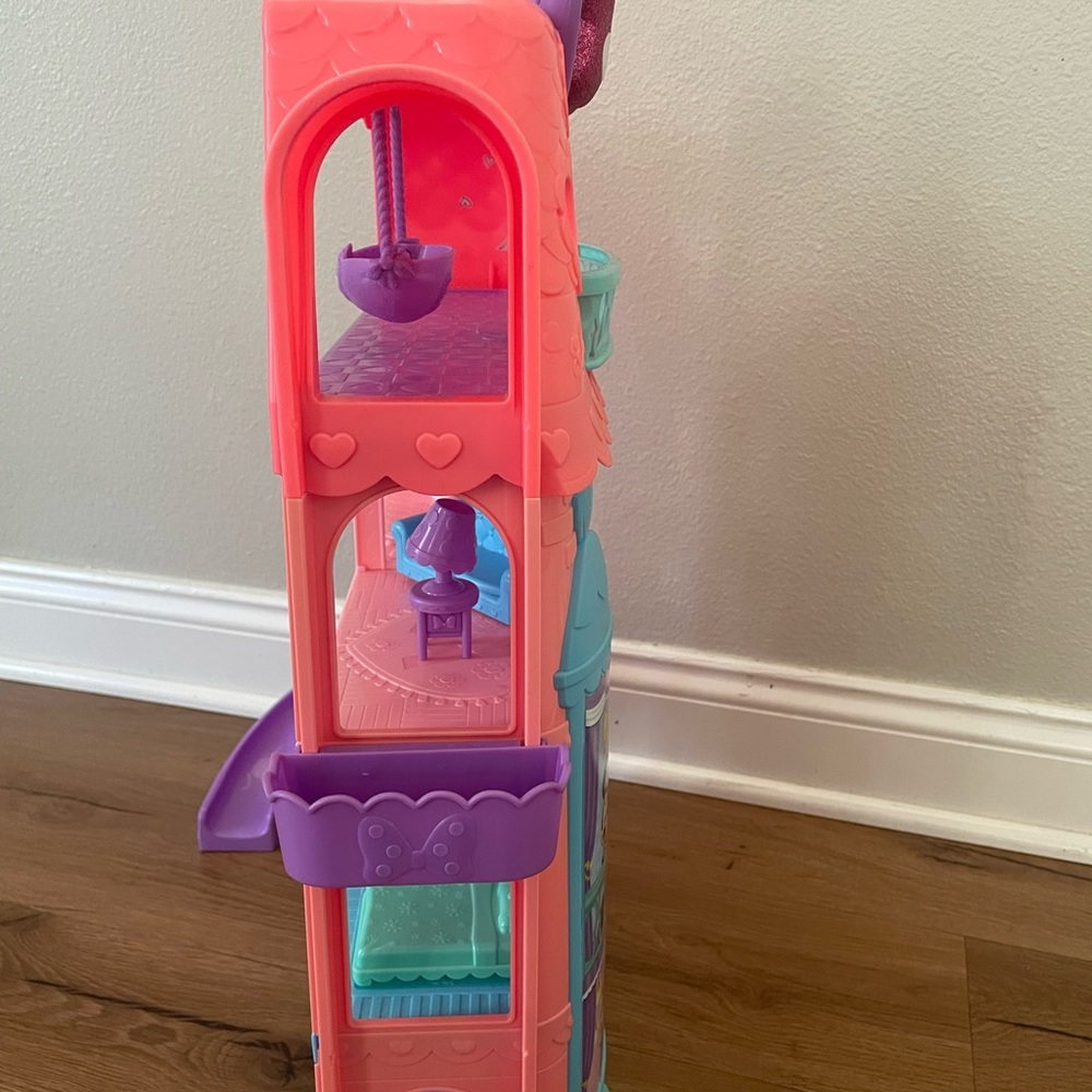 Minnie Mouse mansion - Picture 6 of 6
